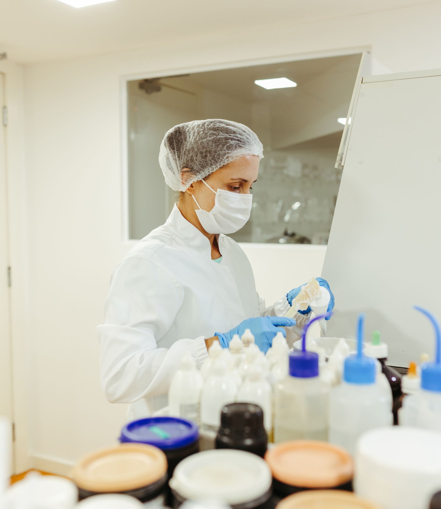 Pharmaceutical production in a cleanroom